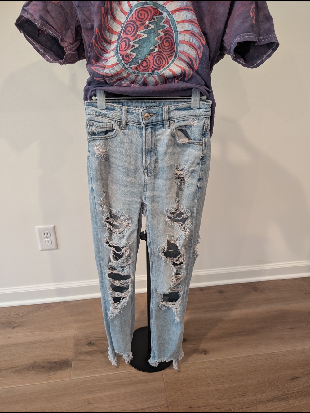 American Eagle Outfitters Light Blue Distressed Boyfriend Jeans Size 00 Stretch